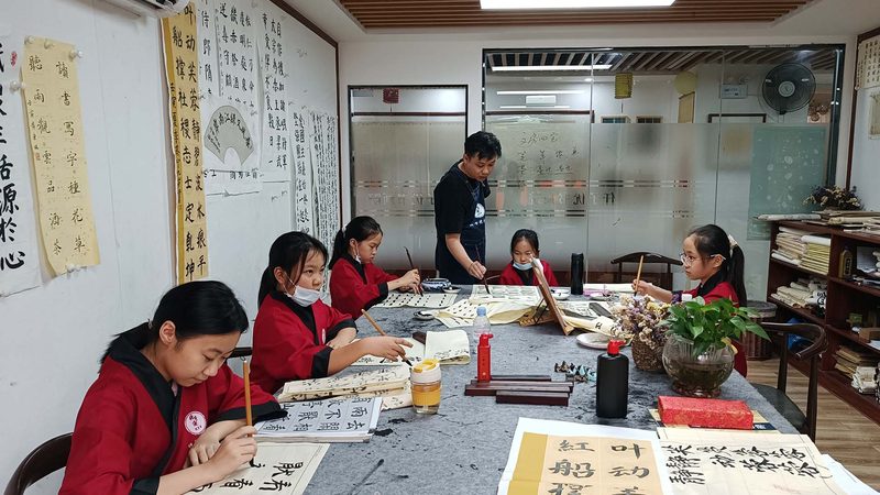 上海管理培训服务流程：揭秘职场进阶之路