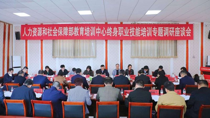 教材的编写质量直接影响到学习效果。选择教材时，可以参考以下标准：